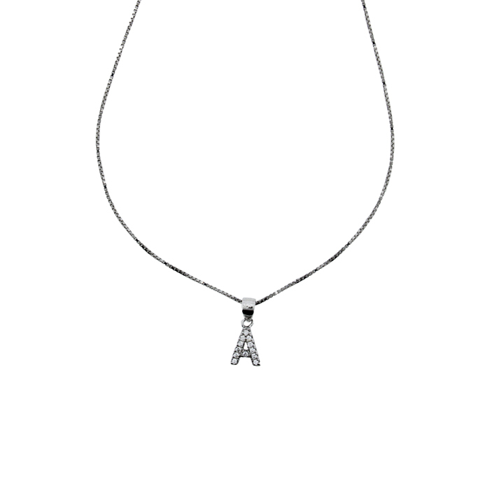 collana con iniziale zirconata